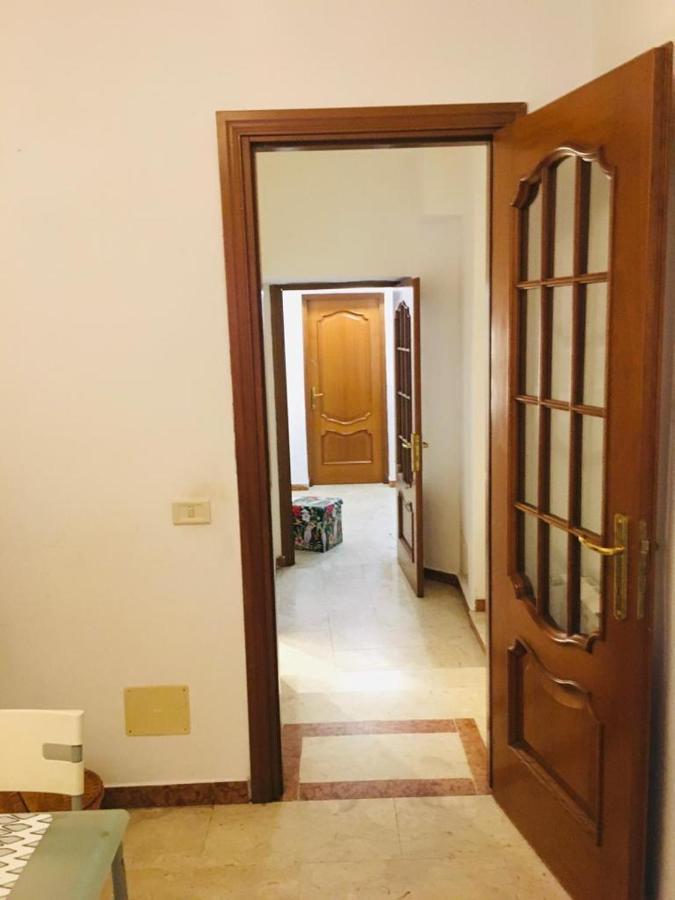 Appartamento Colosseo Рим Екстериор снимка